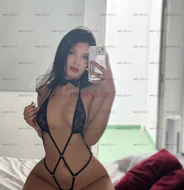 FOTOS DE VICTORIA , JOVENSITA PIEL CANELA CON UN CULO DELICIOSO