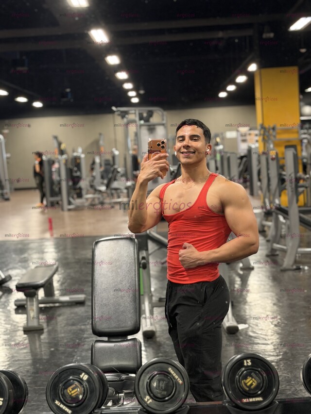 FOTOS DE NALGON JOVEN Y GUAPO COMPLACIENTE DISPUESTO A SATISFACERTE TOTALMENTE