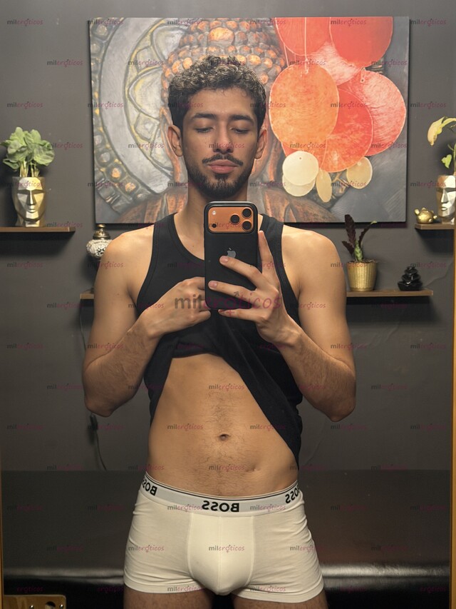 FOTOS DE VENEZOLANO VERSÁTIL EN BÚSQUEDA DE NUEVAS EXPERIENCIAS