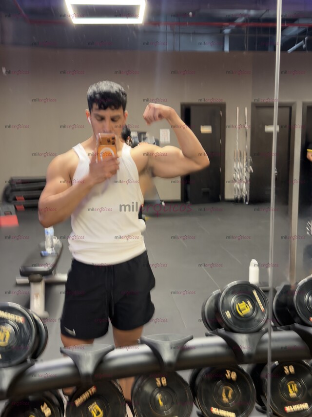 FOTOS DE NALGON JOVEN Y GUAPO COMPLACIENTE DISPUESTO A SATISFACERTE TOTALMENTE