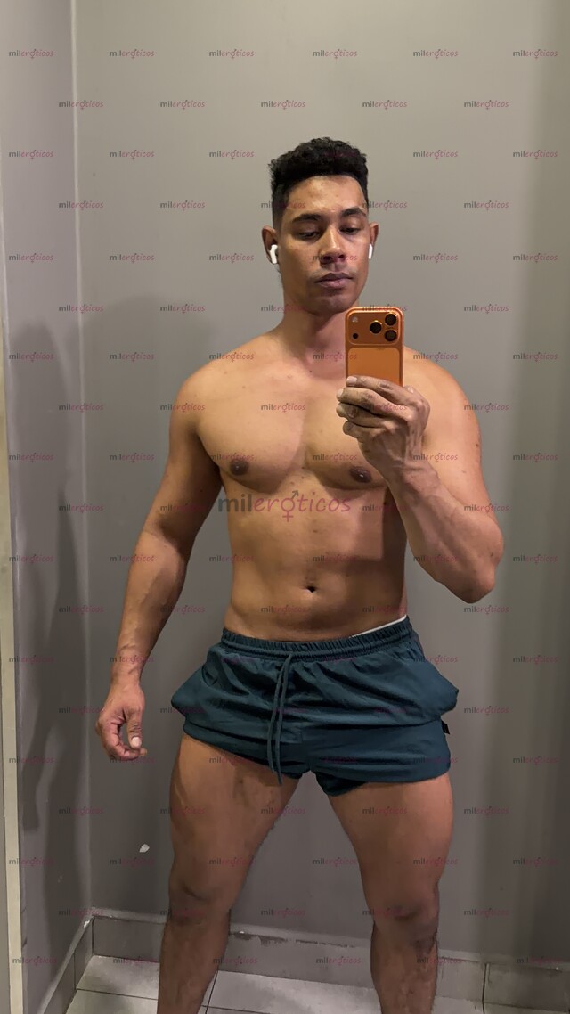 FOTOS DE ME COJO A TU MUJER MIENTRAS MIRAS. NEGRO VERGON 21 CM, ATENCION A PAREJA CORNUDO