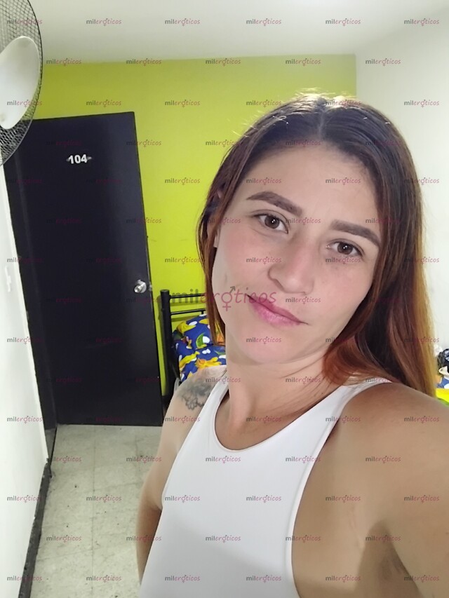 FOTOS DE NENA COMPLACIENTE CCON GANAS DE HACER COSAS COSAS NUEVAS.