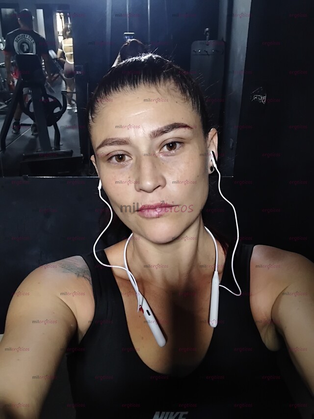 FOTOS DE NENA COMPLACIENTE CCON GANAS DE HACER COSAS COSAS NUEVAS.
