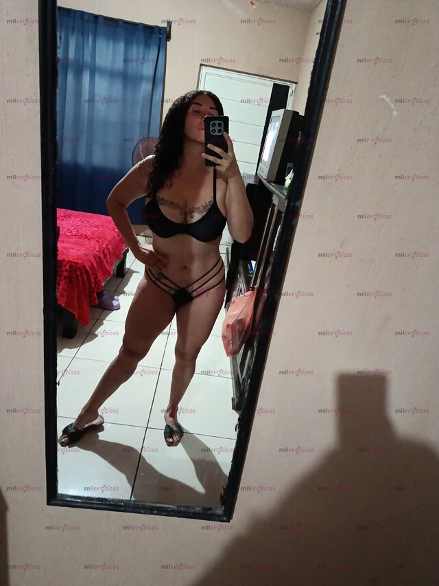 FOTOS DE RIZADA, BOLUCTUOSA Y CANDENTE CUMPLE TODAS TUS FANTASIAS SEXUALES