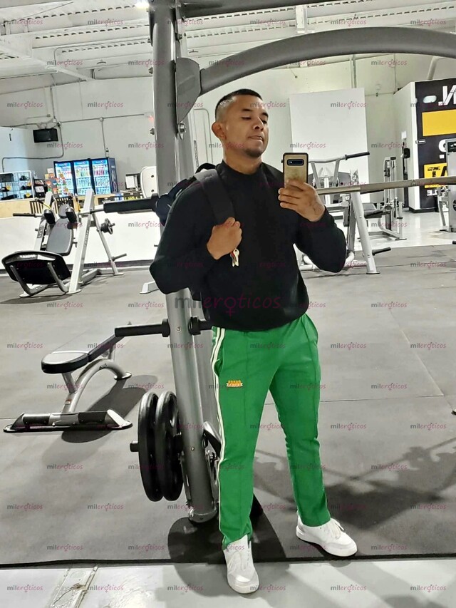 FOTOS DE CHACAL TATUADO MORENO Y BIEN VERGON CON 20CM REALES