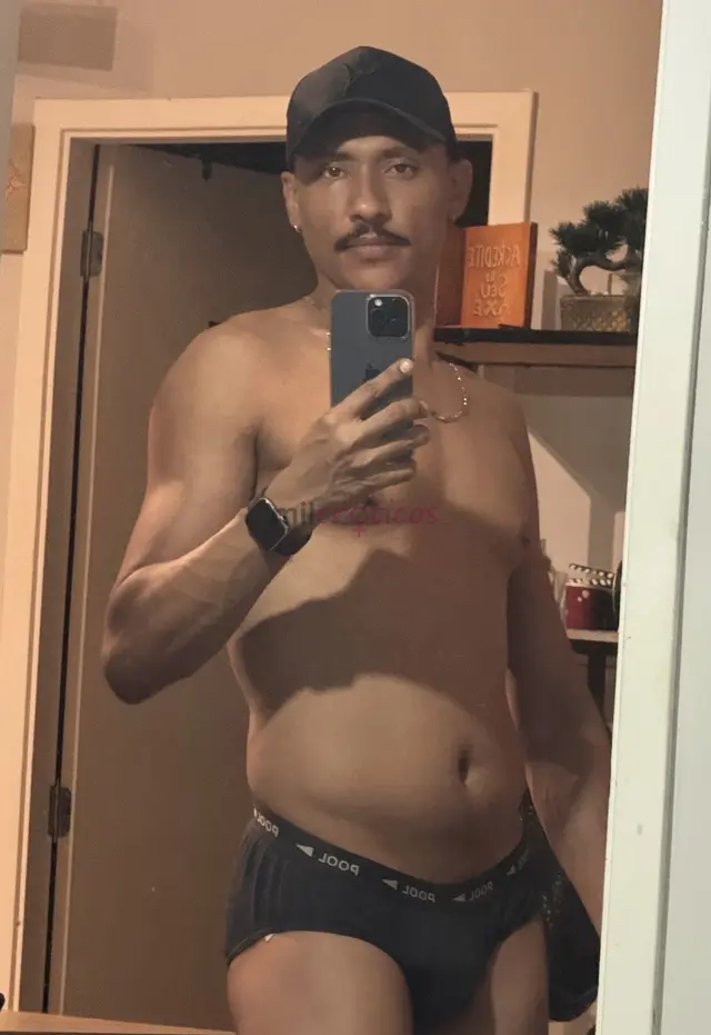 Disponivel agora mande mensagem se estiver no tesao e quiserfuder agora estou no centro de sp agora discreto fetiches mamilos meia cueca pentelhos cus...