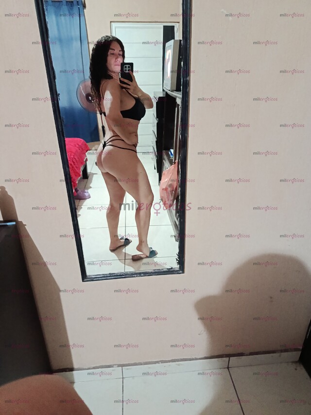 FOTOS DE RIZADA, BOLUCTUOSA Y CANDENTE CUMPLE TODAS TUS FANTASIAS SEXUALES