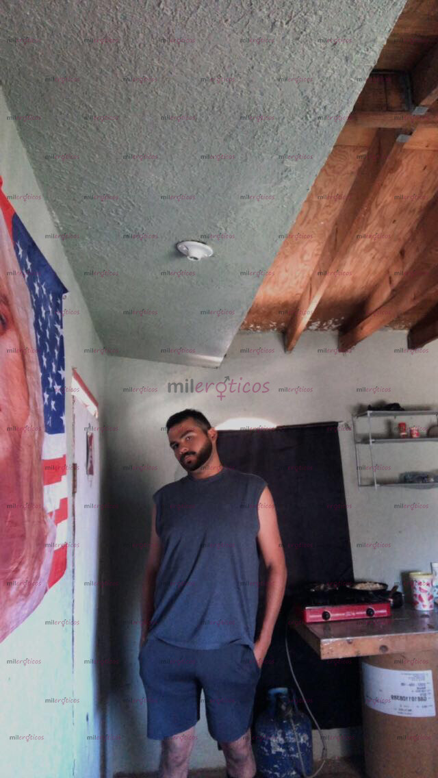 FOTOS DE ESCORT GAY OFREZCO MIS SERVICIOS Y PUES ESTOY PARA COMPLACERTE TUS MÁS GRANDES