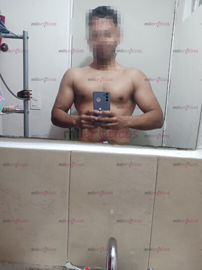 FOTOS DE MORENASO DE FUEGO CHACLON CON CUERPO DE ATLETA LISTO PARA COJERESE A TU MUJER