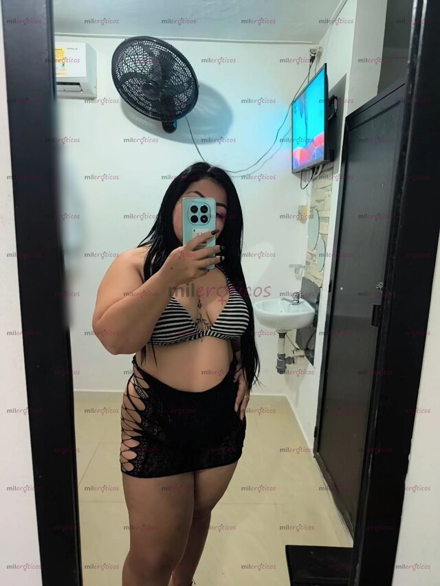 FOTOS DE NALGONA NATURAL CON GANAS DE CABALGAR ENCIMA DE TI