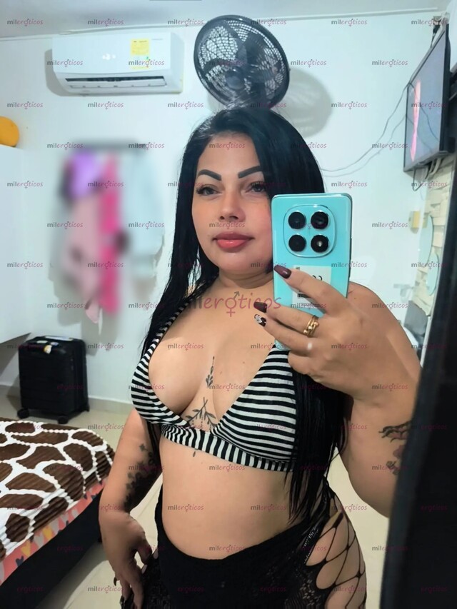 FOTOS DE NALGONA NATURAL CON GANAS DE CABALGAR ENCIMA DE TI