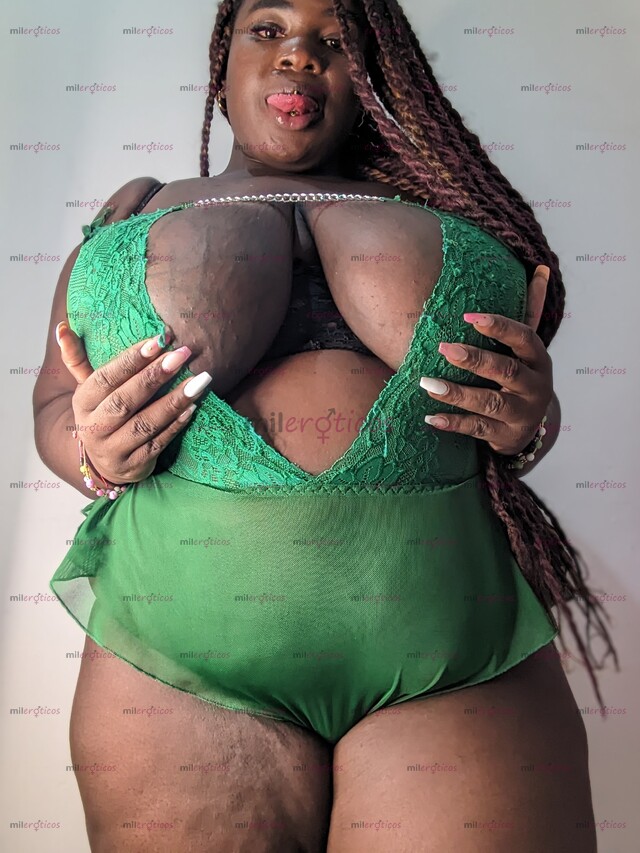 FOTOS DE DELICIOSA GORDITA DE TETAS Y CULO GRANDE EN BUSCA DE LECHE