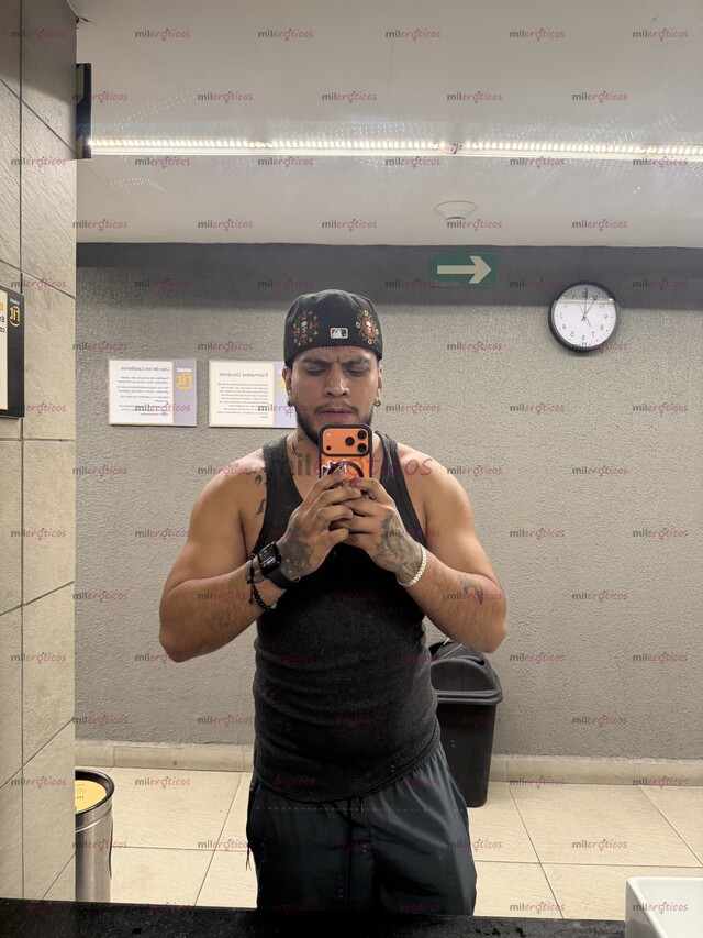 FOTOS DE EL CHACAL DE MEXICO LLEGA PARA HACERTE TU PUTA Y DARTE VERGA COMO EN LOS VIDEOS