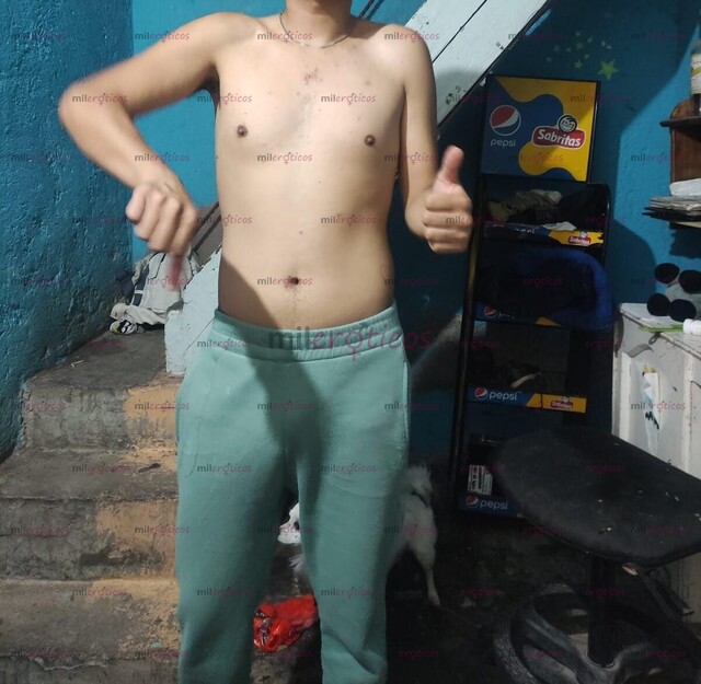 FOTOS DE CHICO UNIVERSITARIO CALIENTE Y SIMPATICO