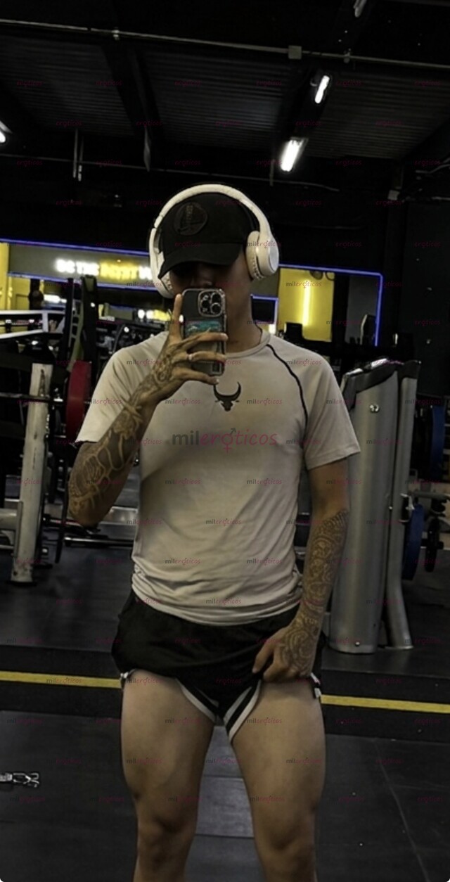 FOTOS DE HOMBRE GUAPO, PASIVO, DELGADO Y TATUADO AL 8992998808