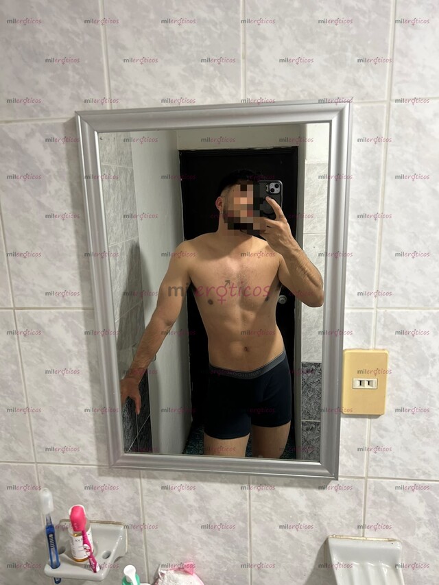 FOTOS DE MI NOMBRE ES LAZARO, CHICO SUPER CALIENTE, HIGIENICO DE 25 AÑOS !!