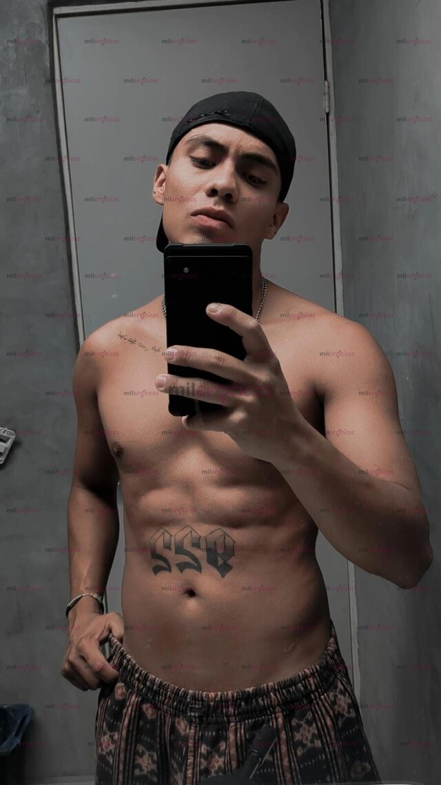 FOTOS DE JOVEN DISPONIBLE PARA DAR SERVICIO A MUJERES, SERVICIO EXCLUSIVO PARA MUJERES