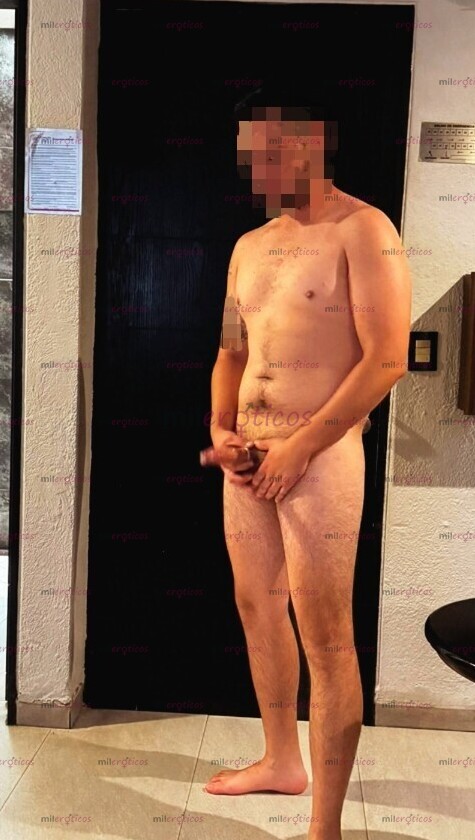 FOTOS DE HETERO CALIENTE ALTO WUERO BARBÓN CON BUENA VERGA