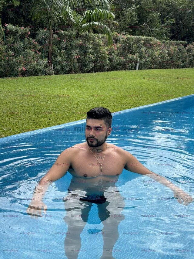 FOTOS DE S T I V E N M À C H O V E R S À C T M À S C U L I N O