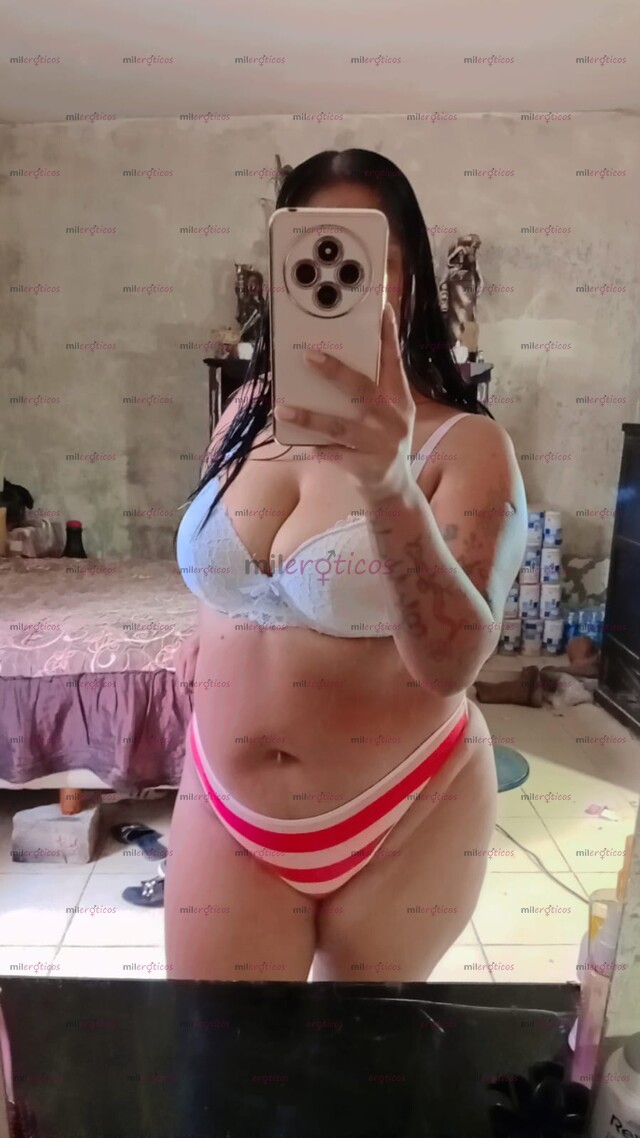 FOTOS DE HOLA SOI DANIELA CHAPARRITA MORENITA TATUADA TALLA 9 SÚPER CACHONDA