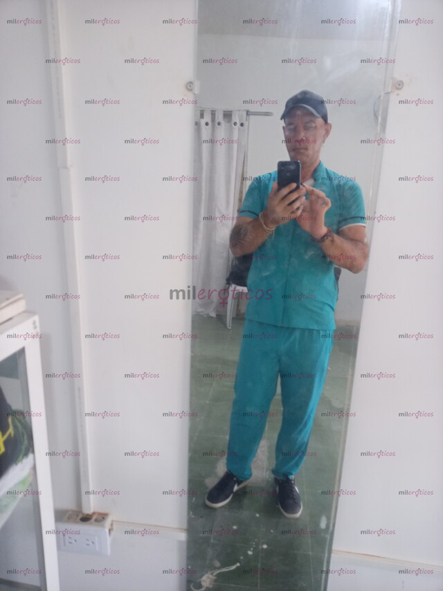 FOTOS DE JOVEN DE 45 AÑOS DISPONIBLE EN LOS HOTELES DE MAICAO