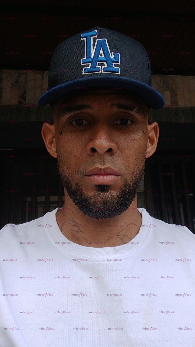 FOTOS DE 50 SOLO DOMICILIOS EN DOSQ. COMPLACIENTE VENEZOLANO MORENO 22CM 3 DE ANCHO