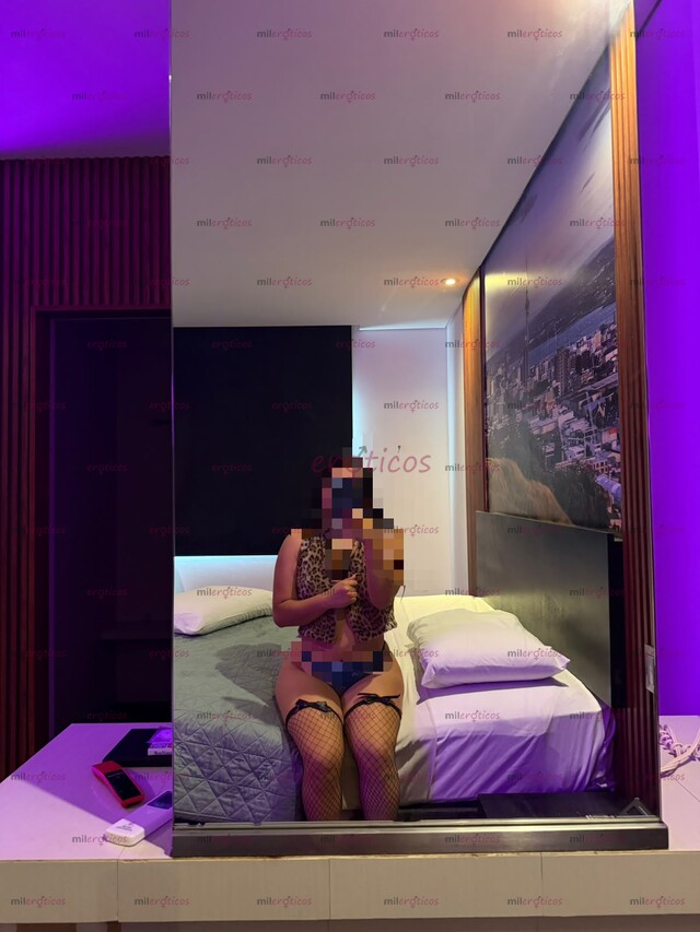 FOTOS DE GUERITA LINDA NALGAS BIEN PARADAS Y CLITORIS CERRADITO QUE APRIETA