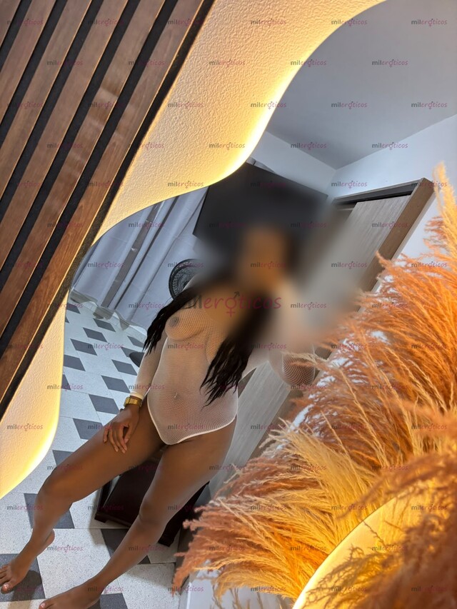FOTOS DE NAHOMI ECHARRYS MORENA MULTIORGASMICA ADICTA AL SQUIRT