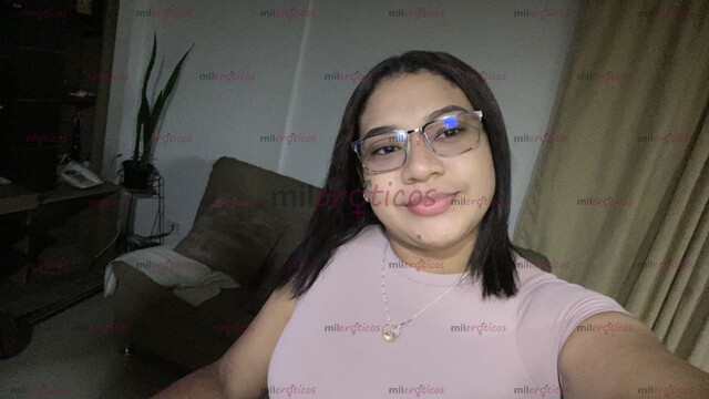 FOTOS DE HERMOSA PIEL CANELA ,SUPER ARDIENTE CURVAS SEXYS ESTATURA 1.68,