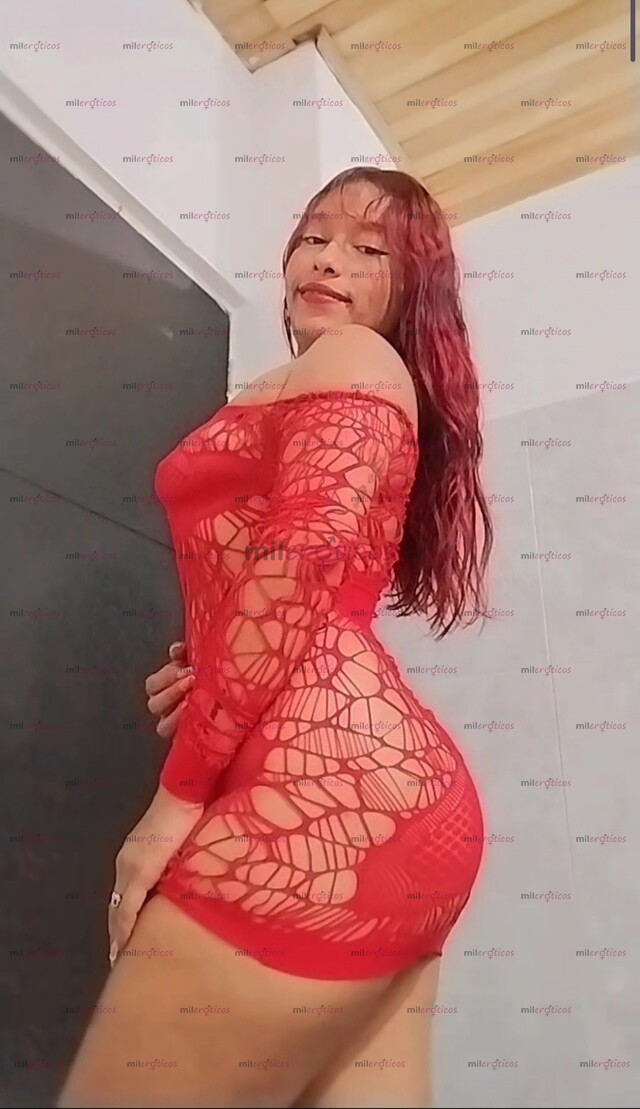 FOTOS DE FOGOSA MORENITA NIÑITA DE 19 AÑITOS PERVERTIDA Y SEXY.