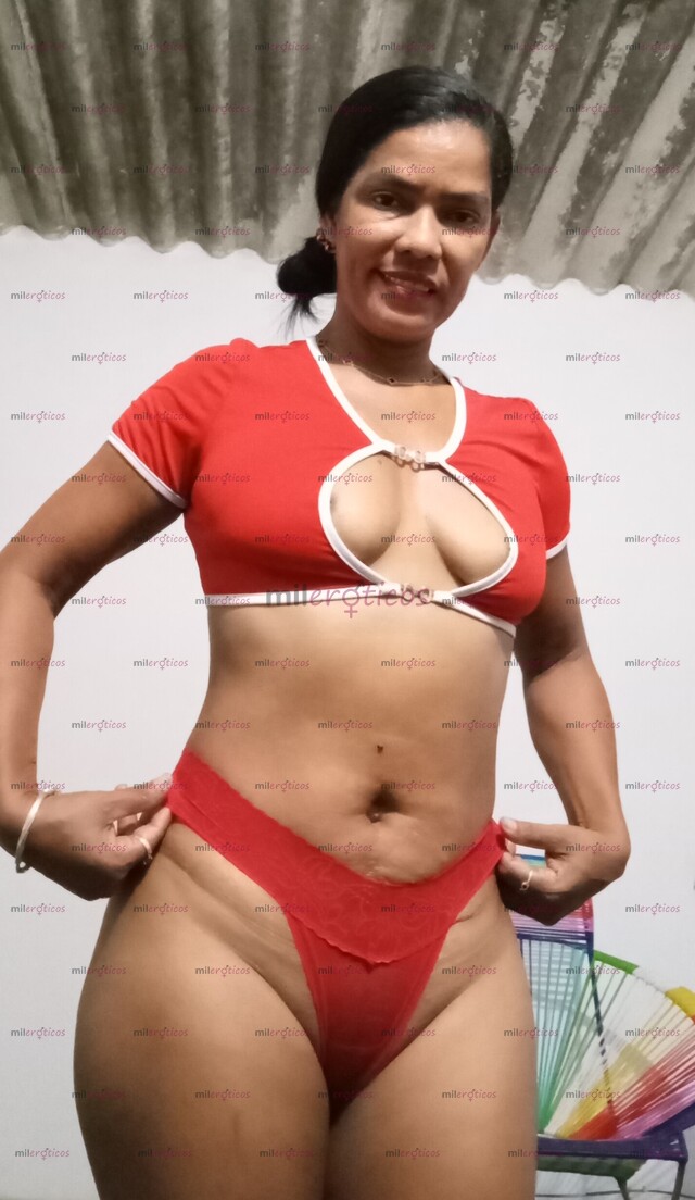 FOTOS DE HERMOSA MORENA TE REALIZA RICO MASAJE EROTICO
