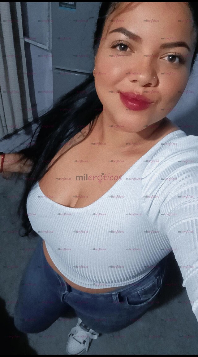 FOTOS DE HOLA AMOR ME LLAMO SOFI TROZUDITA ARDIENTE Y CALIENTE EN LA CAMA