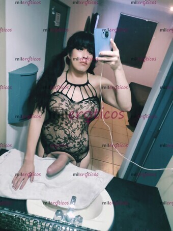 FOTOS DE HOLA NUEVA EN EL PORTAL NENA TRANS CON UNA SORPRESA ENTRE LAS PIERNAS QUE TE V