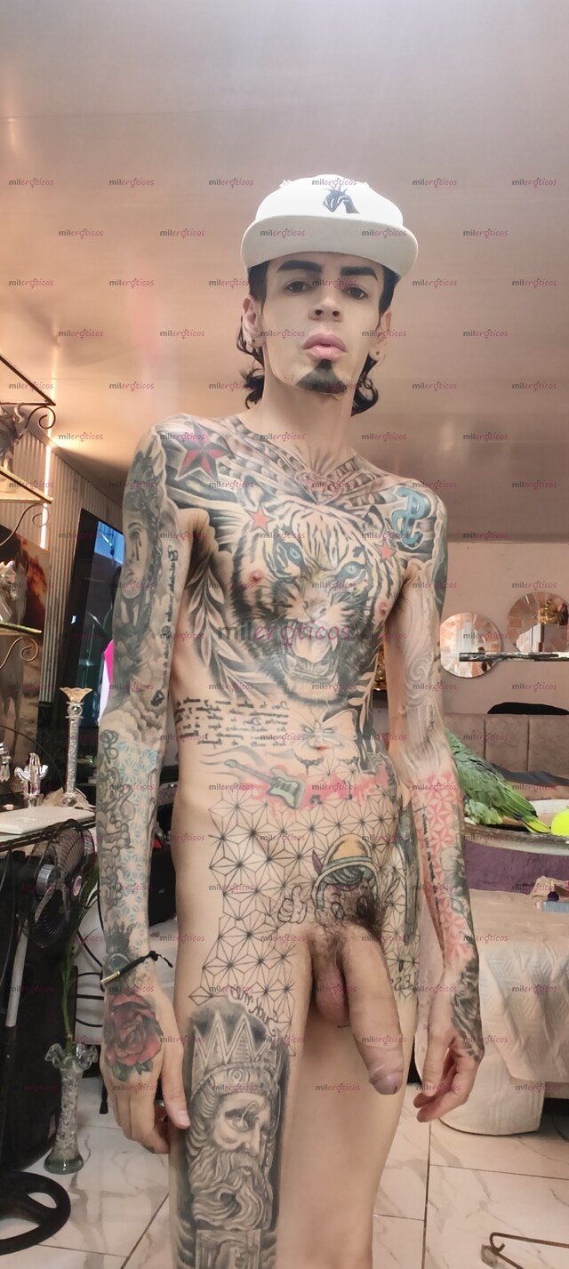 FOTOS DE FLACO VERGON SERIO ACTIVO TATUADO. MORBOSO