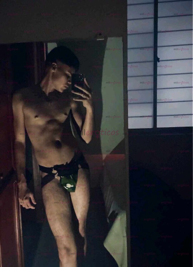 FOTOS DE MAIK DELGADO Y SENSUAL ¿TE ATREVES A CONOCERME?