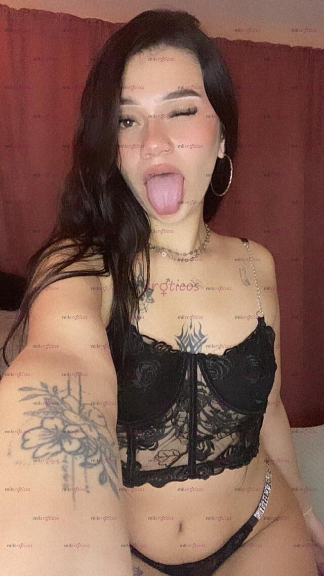FOTOS DE PELINEGRA ESTRECHITA, CON RICAS CURVAS Y BUEN CULO