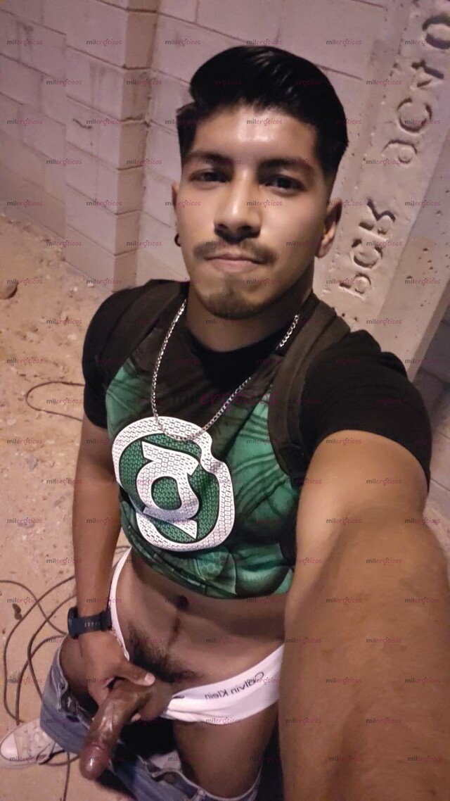 FOTOS DE CHACAL DELGADO VERGUDO MUY CULIADOR Y AGUANTADOR CON 20CM DE VERGA