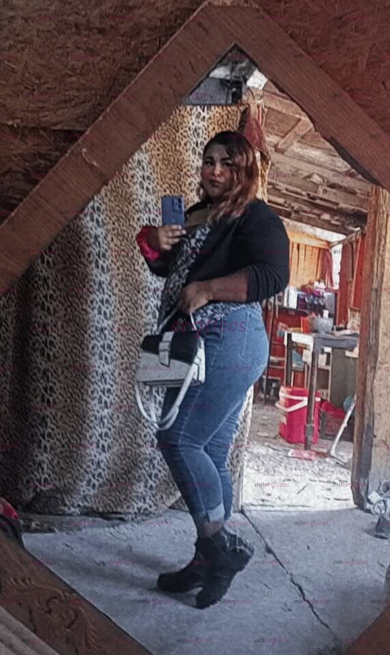 FOTOS DE MORENA CHAPARRITA GORDA Y BUENA ATRACTIVA MUY COMPLACIENTE CARIÑOSA CACHONDA GOL