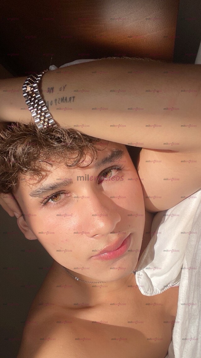 FOTOS DE TWINK 19 AÑOS 22 CM UNIVERSITARIO ATLÉTICO OJITOS LINDOS