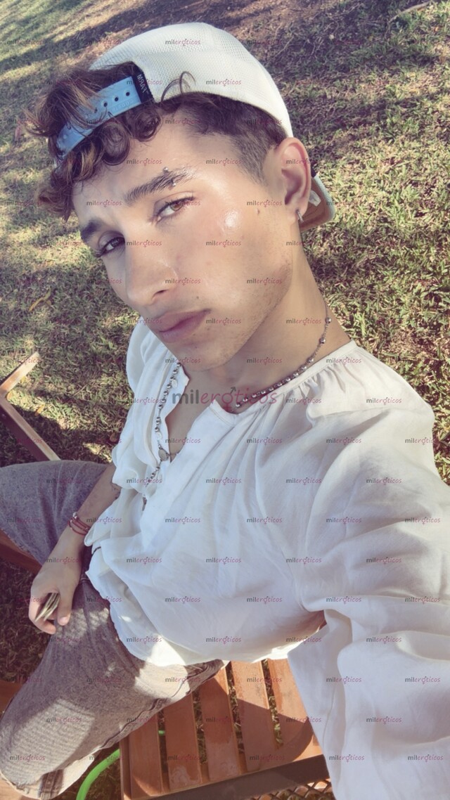 FOTOS DE TWINK 19 AÑOS 22 CM UNIVERSITARIO ATLÉTICO OJITOS LINDOS