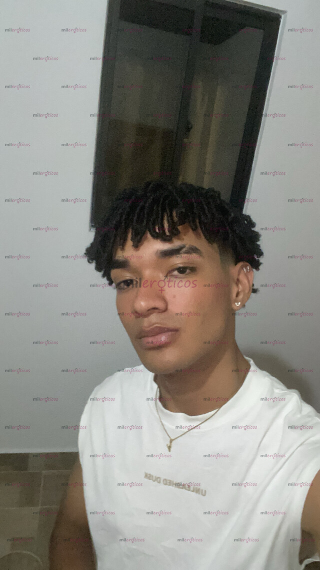 FOTOS DE TWINK CULON Y VERGON APASIONADO EL CUAL PUEDE COMPLACER TODOS TUS CAPRICHOS