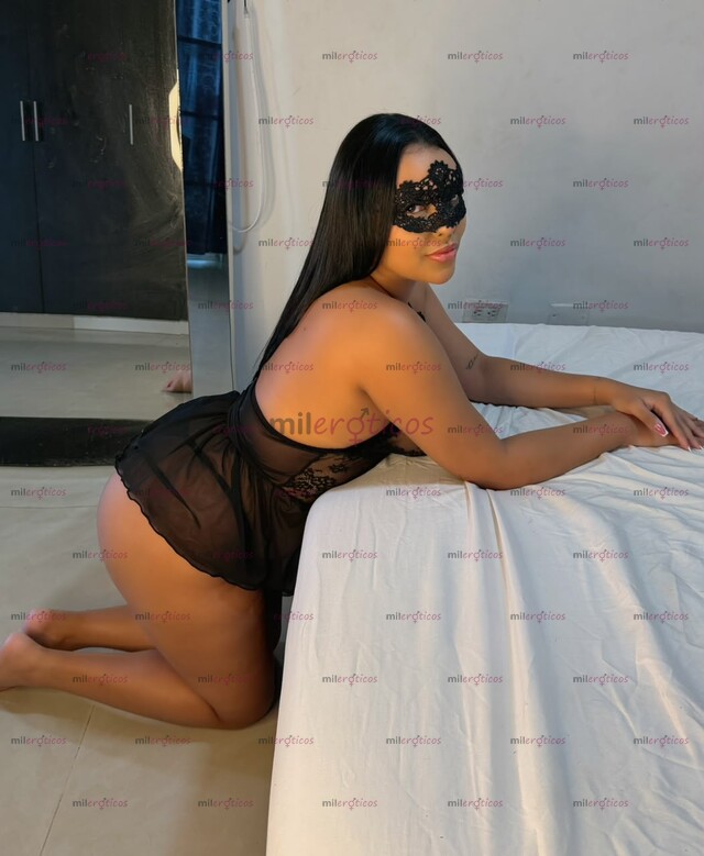 FOTOS DE RICA MORENA PELINEGRA TROZUDA CON GRANDES NALGAS, SOY GIA