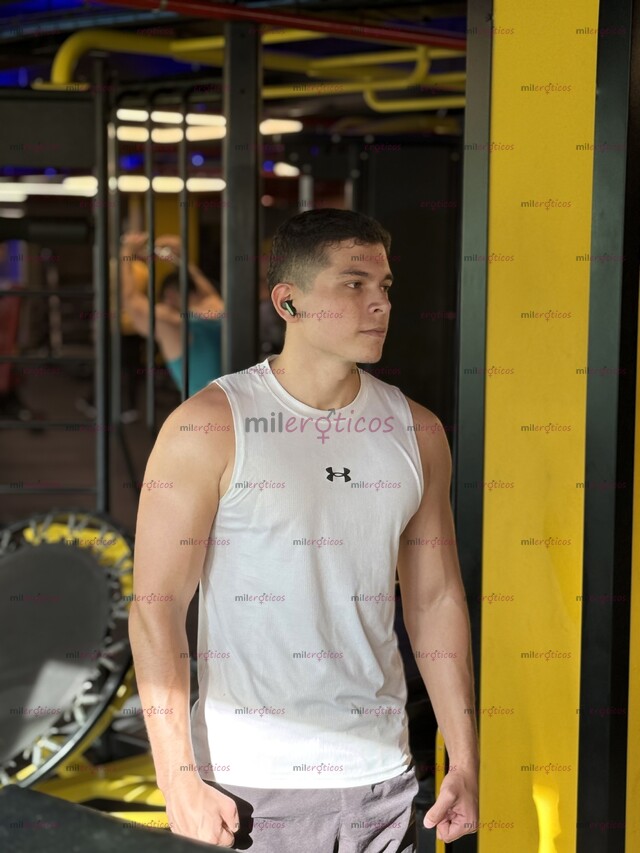 FOTOS DE HEY! SOY MAX JOVEN DIVERTIDO, SERIO, PARA PASARLA BIEN!