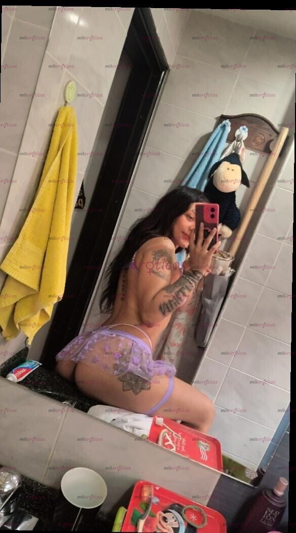 FOTOS DE SKARLET HERMOSA MORENA DELGADA Y ARDIENTE PELO LARGO