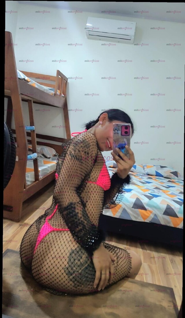 FOTOS DE SKARLET HERMOSA MORENA DELGADA Y ARDIENTE PELO LARGO
