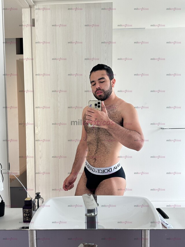 FOTOS DE SOLO PARA GUSTOS EXIGENTES, COLOMBIANO DE 23 AÑOS.
