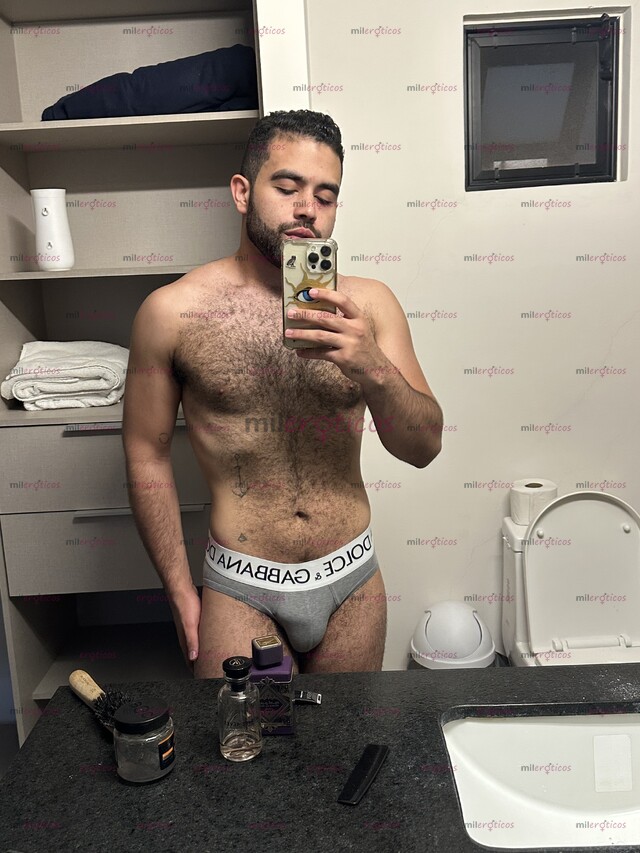 FOTOS DE SOLO PARA GUSTOS EXIGENTES, COLOMBIANO DE 23 AÑOS.