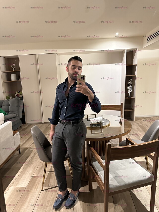 FOTOS DE SOLO PARA GUSTOS EXIGENTES, COLOMBIANO DE 23 AÑOS.