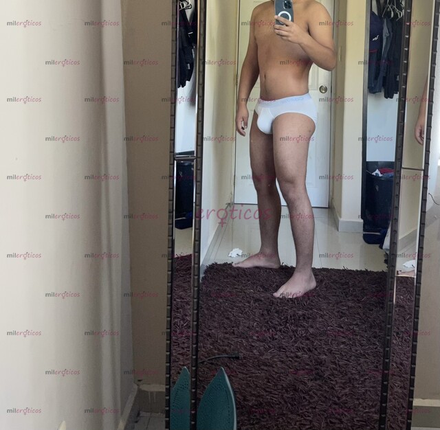 FOTOS DE JOVEN GUAPO VARONIL RICO MIEMBRO Y UN DURAZNO APRETADITO