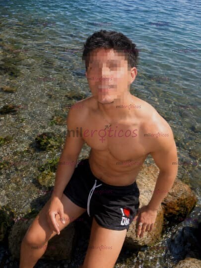 FOTOS DE TONY NUEVO EN LA PÁGINA. CUMPLO FANTASÍAS, PROMO PREGUNTA
